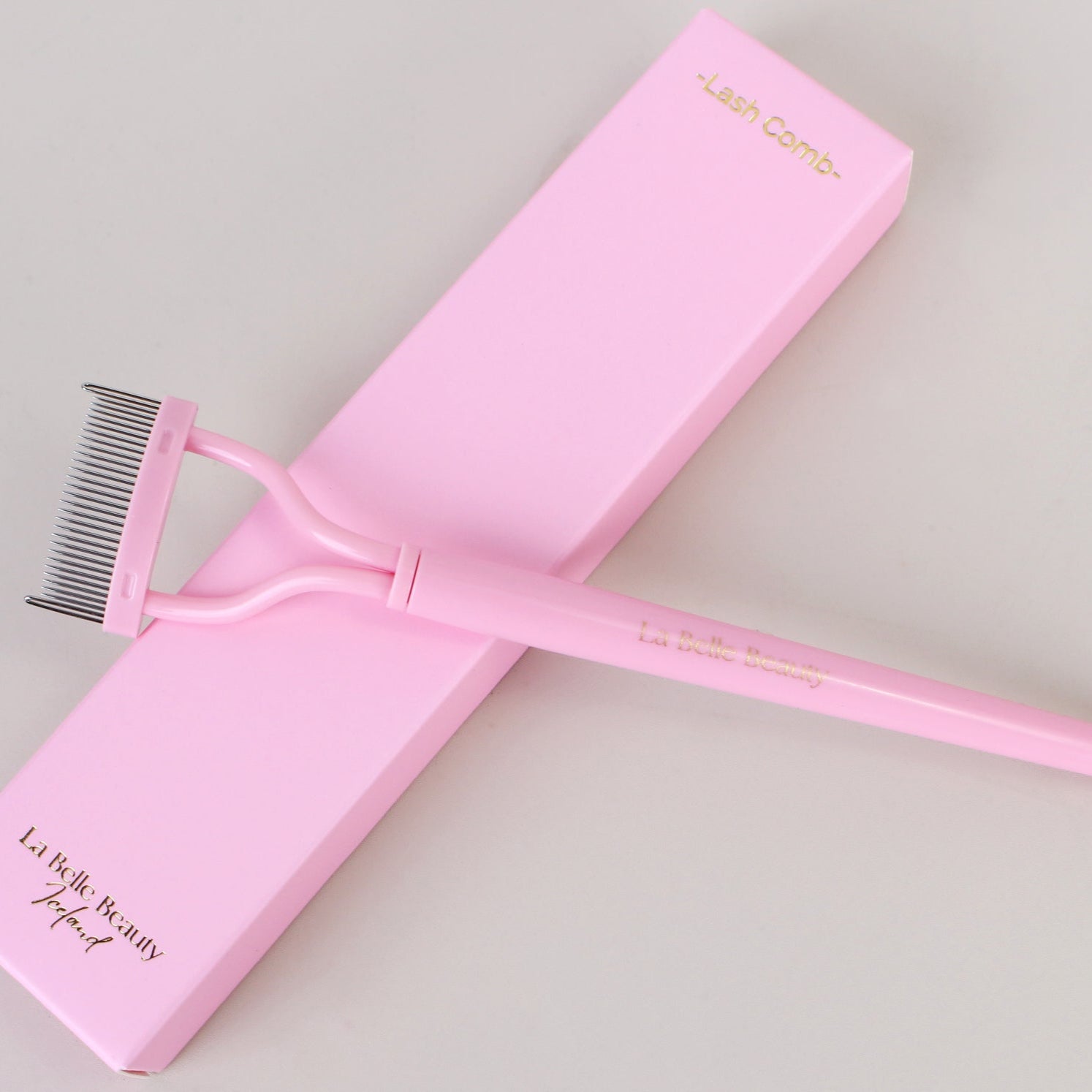 Lash comb