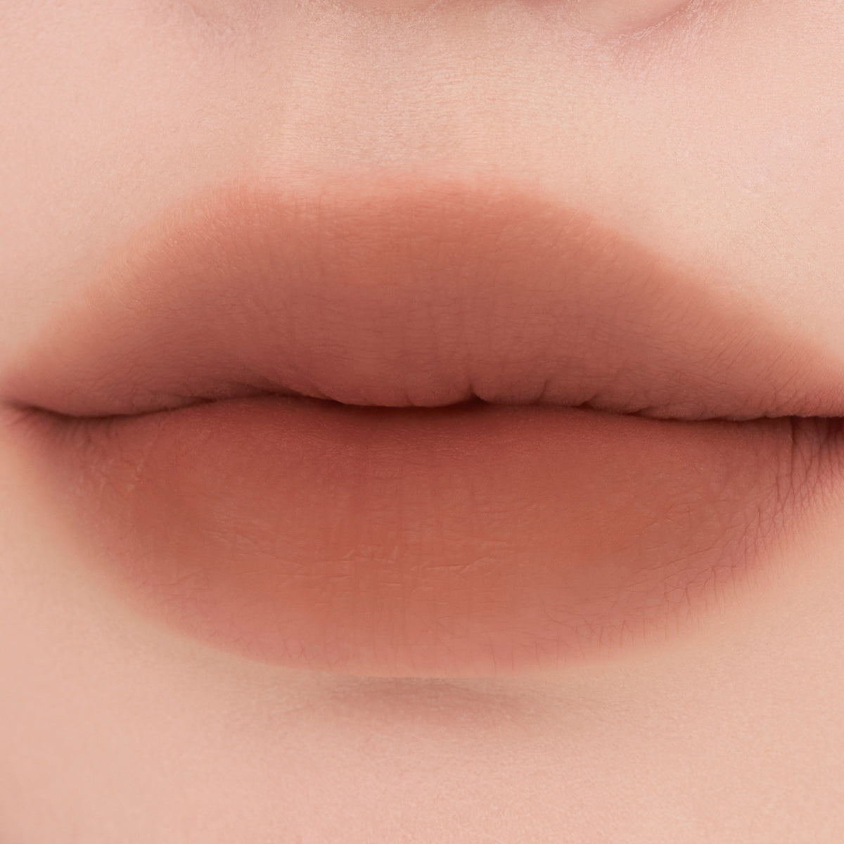 Color lip matte